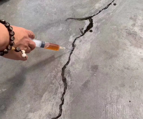 永兴混凝土裂缝修补技术详解​