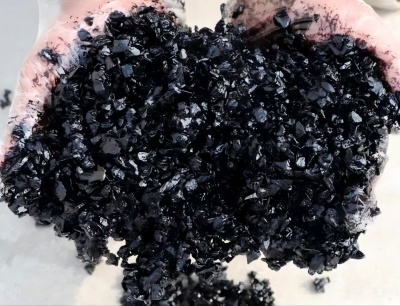 永兴沥青冷补料（沥青砂）的优势特点与施工流程解析